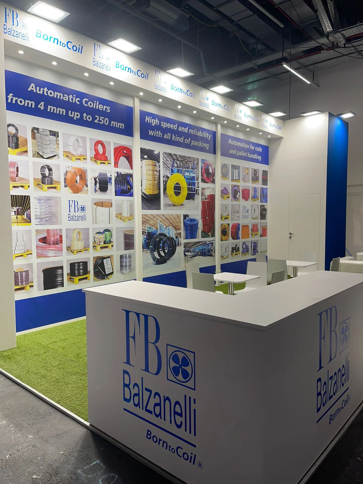 Noleggio arredo e tecnologia per stand — catalogo VipstandGroup