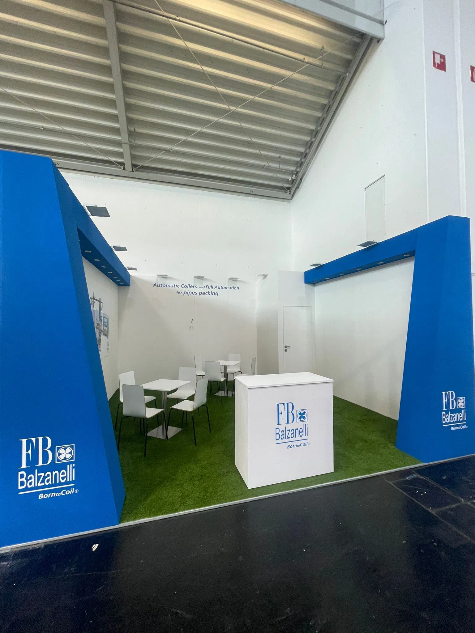 Dettaglio tecnico struttura stand modulare — specifiche VipstandGroup