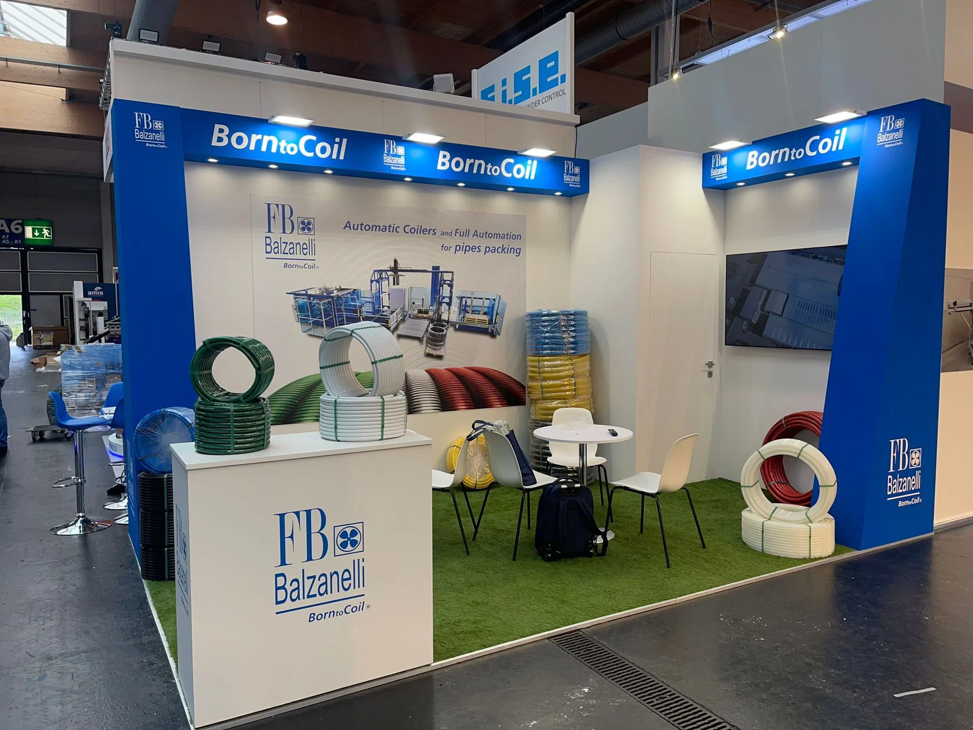Stand custom su misura — allestimento esclusivo per fiere